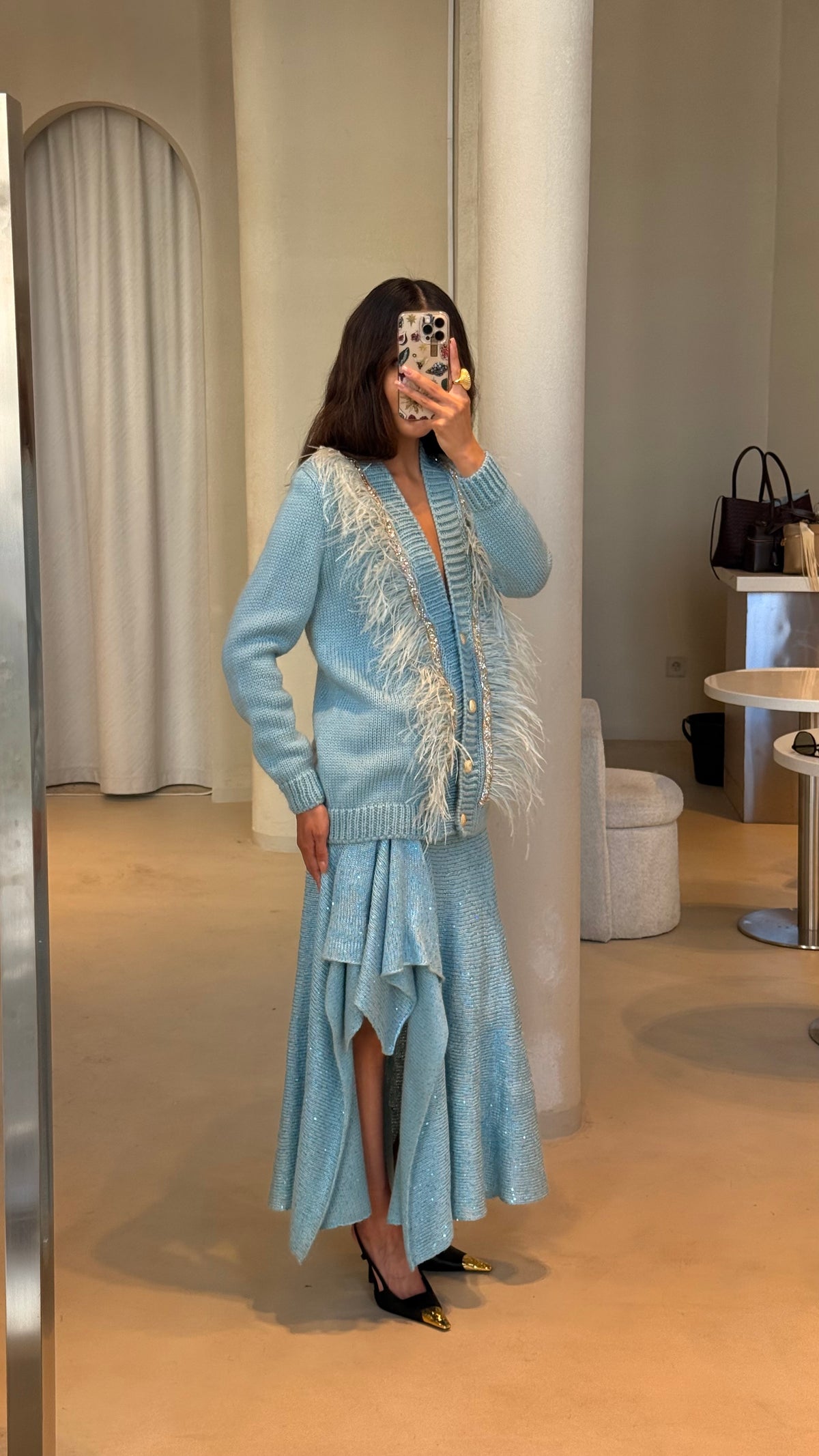 Blue feathers set