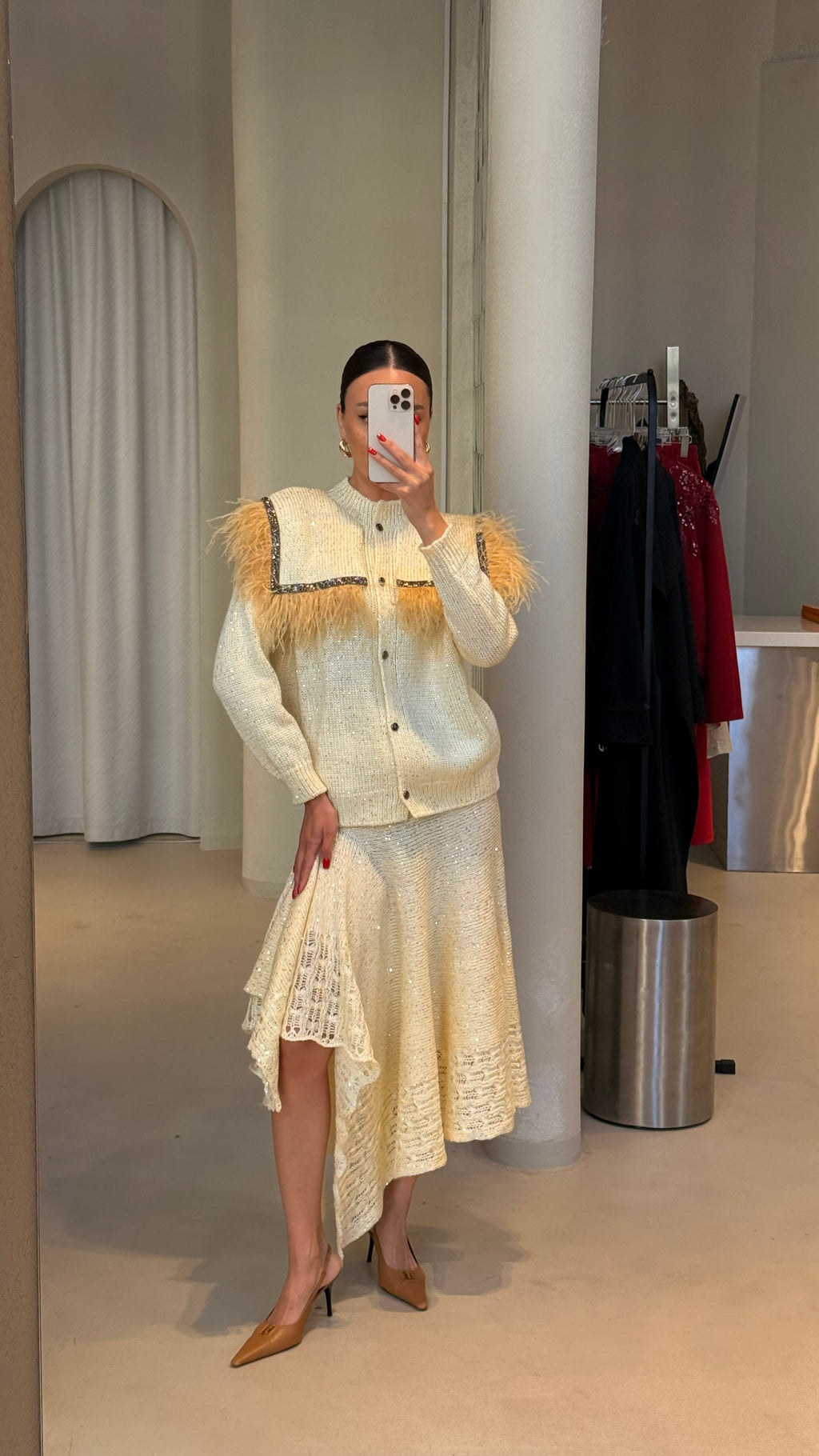 L’Éclat set in butter yellow