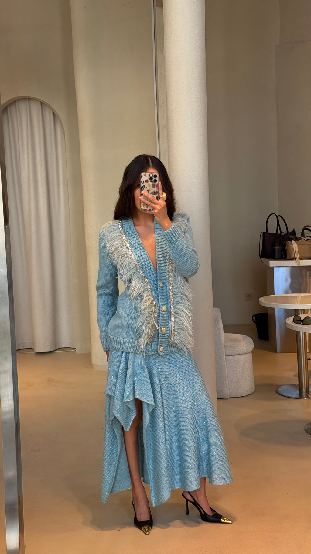 Blue feathers set