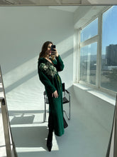 Load image into Gallery viewer, Green long Cardigan with Flower
