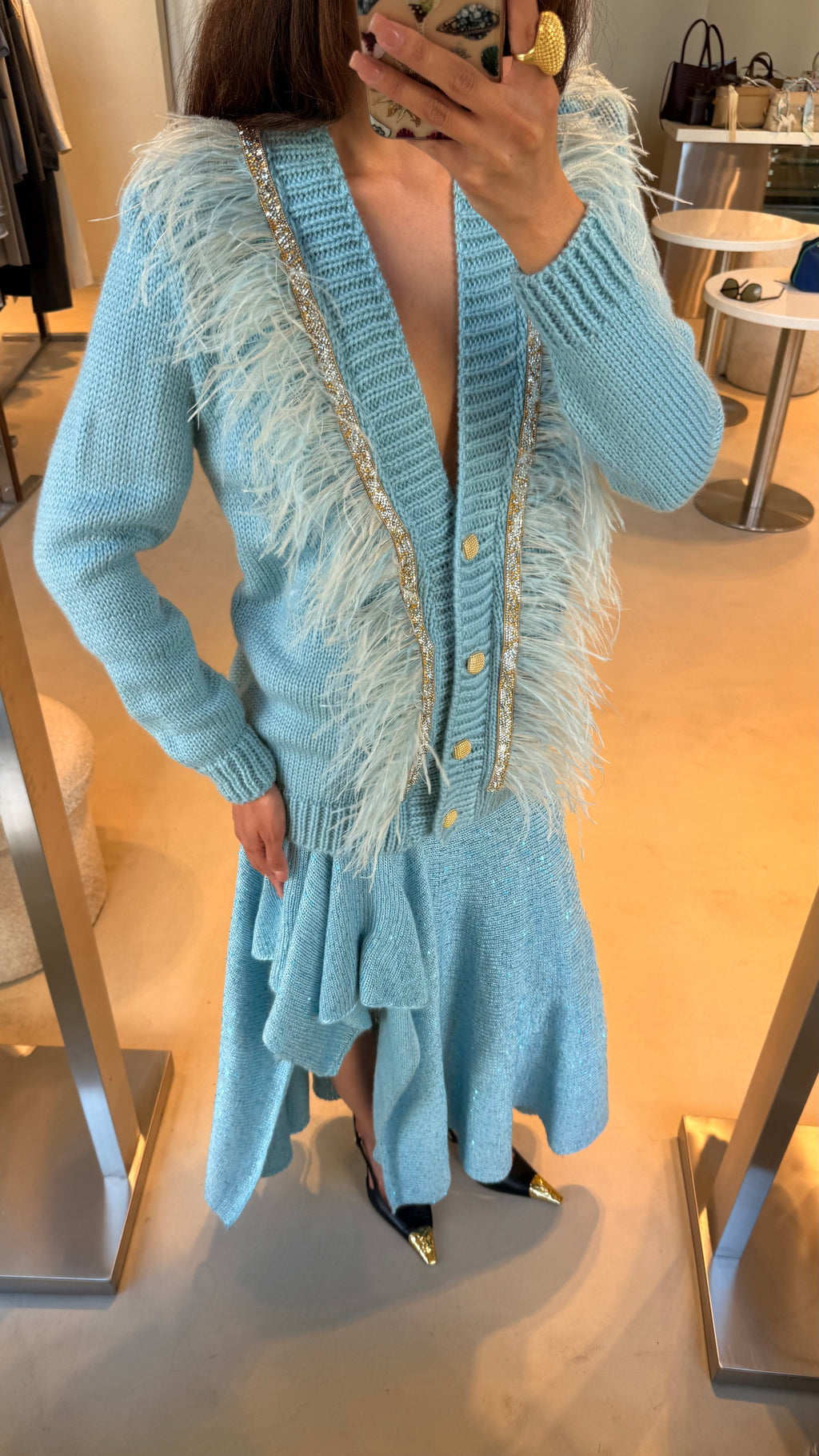 Blue feathers set