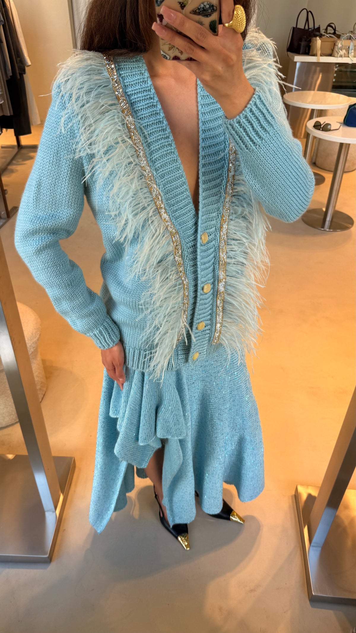 Blue feathers set