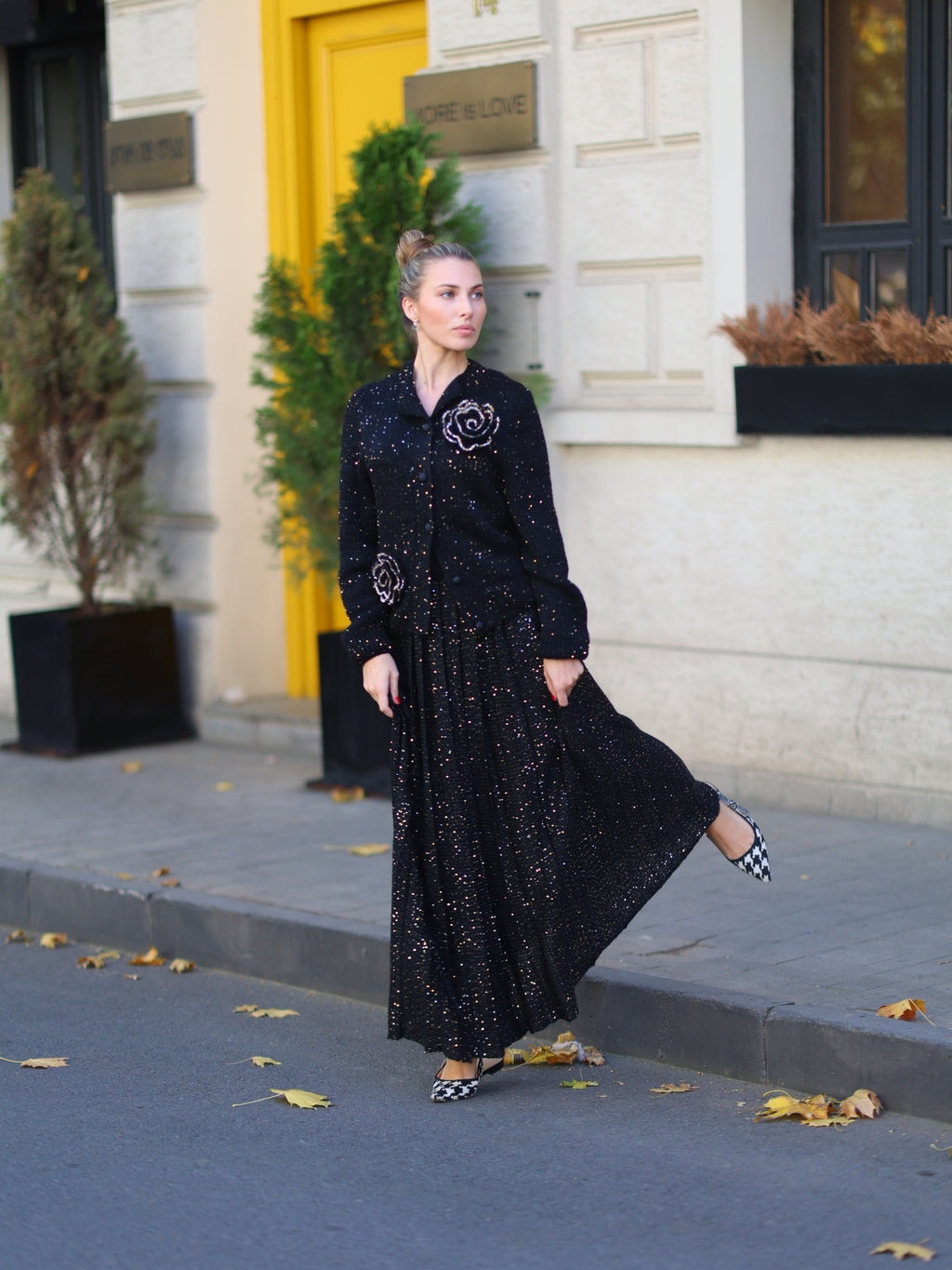 Black Plisse Set