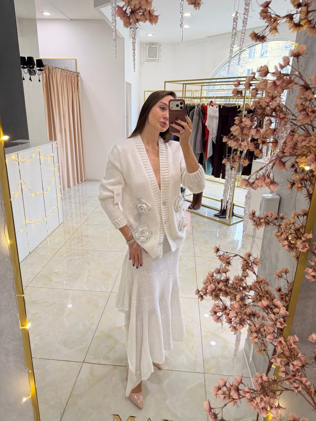 The white Rose set