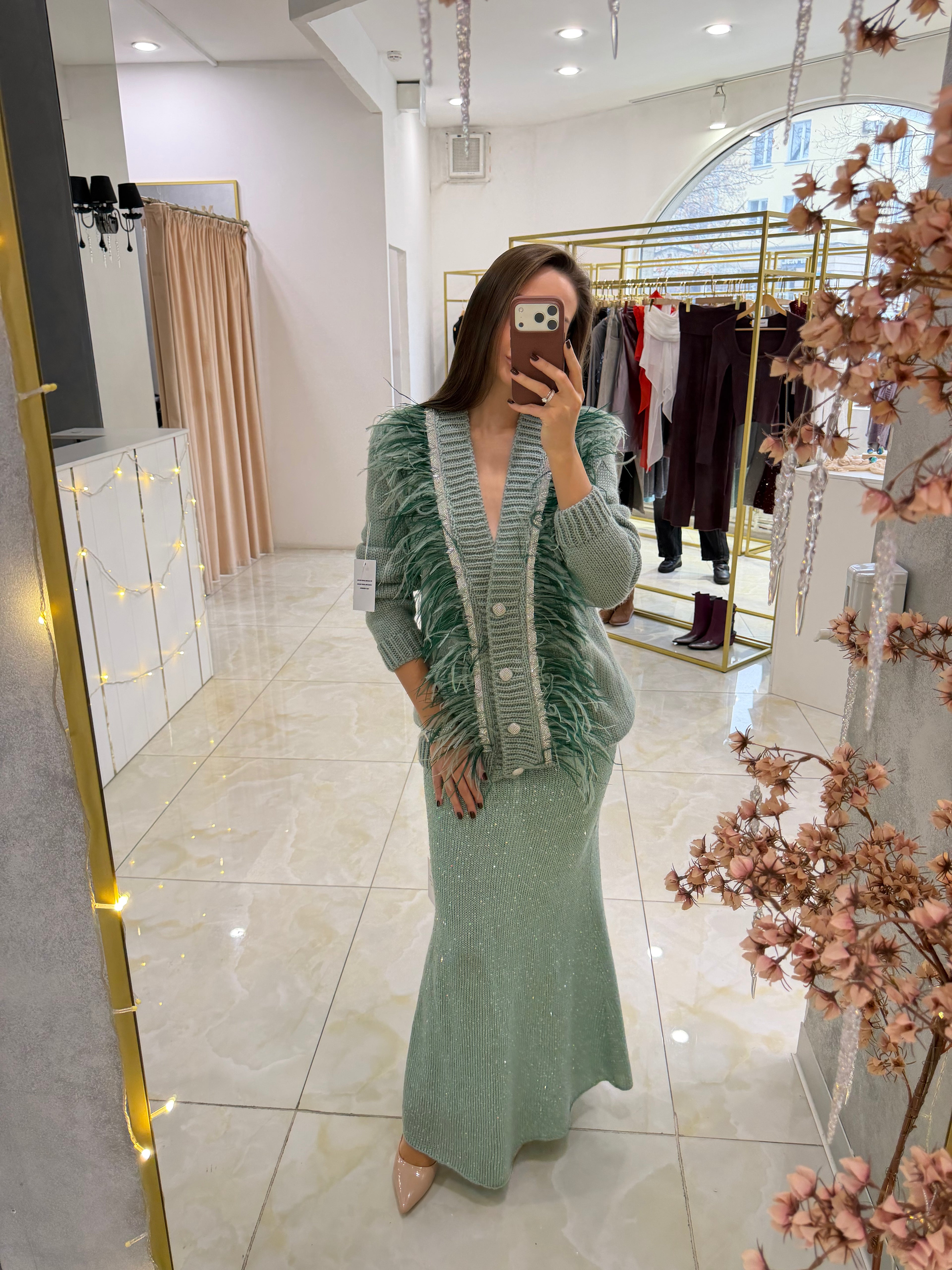 The Mint Feathers set