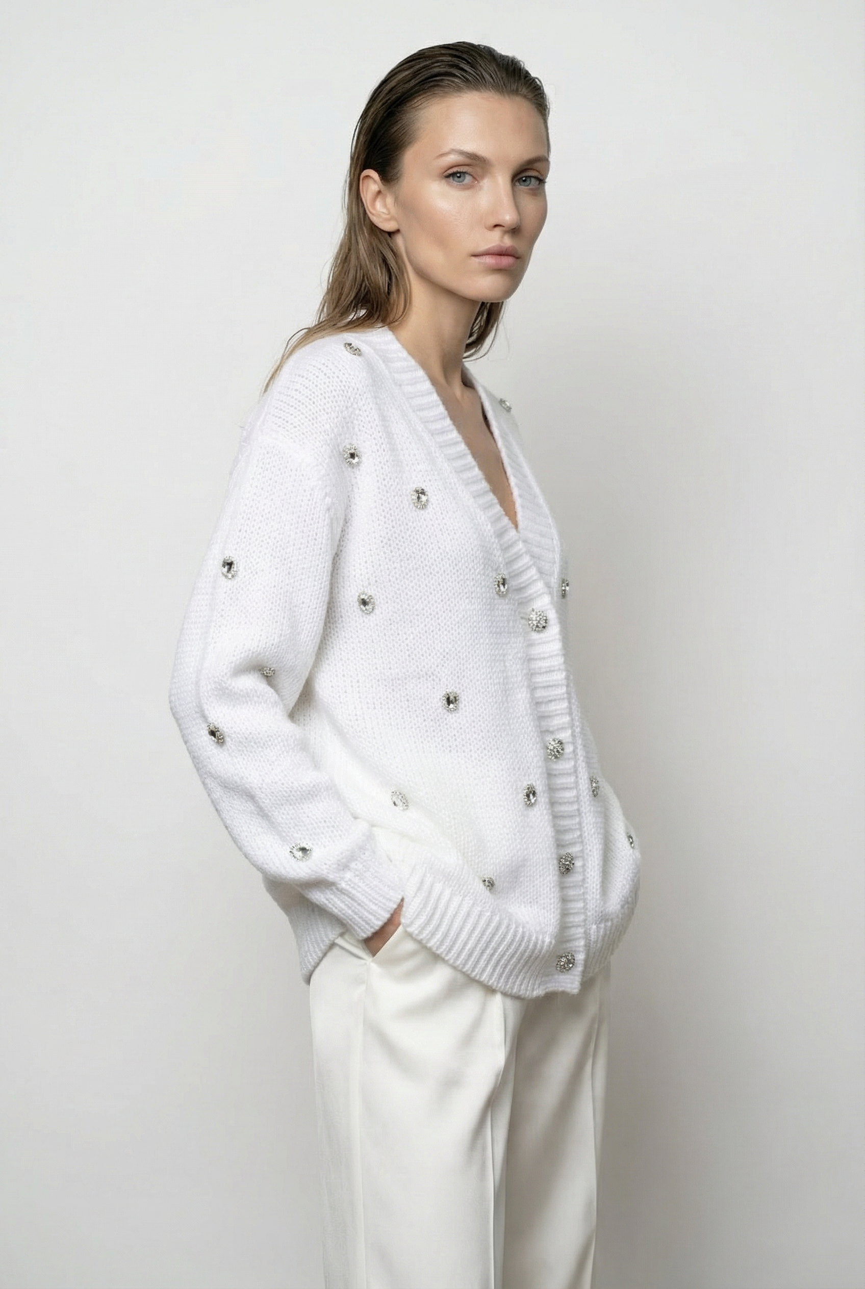 WHITE CRYSTAL-EMBELLISHED CARDIGAN