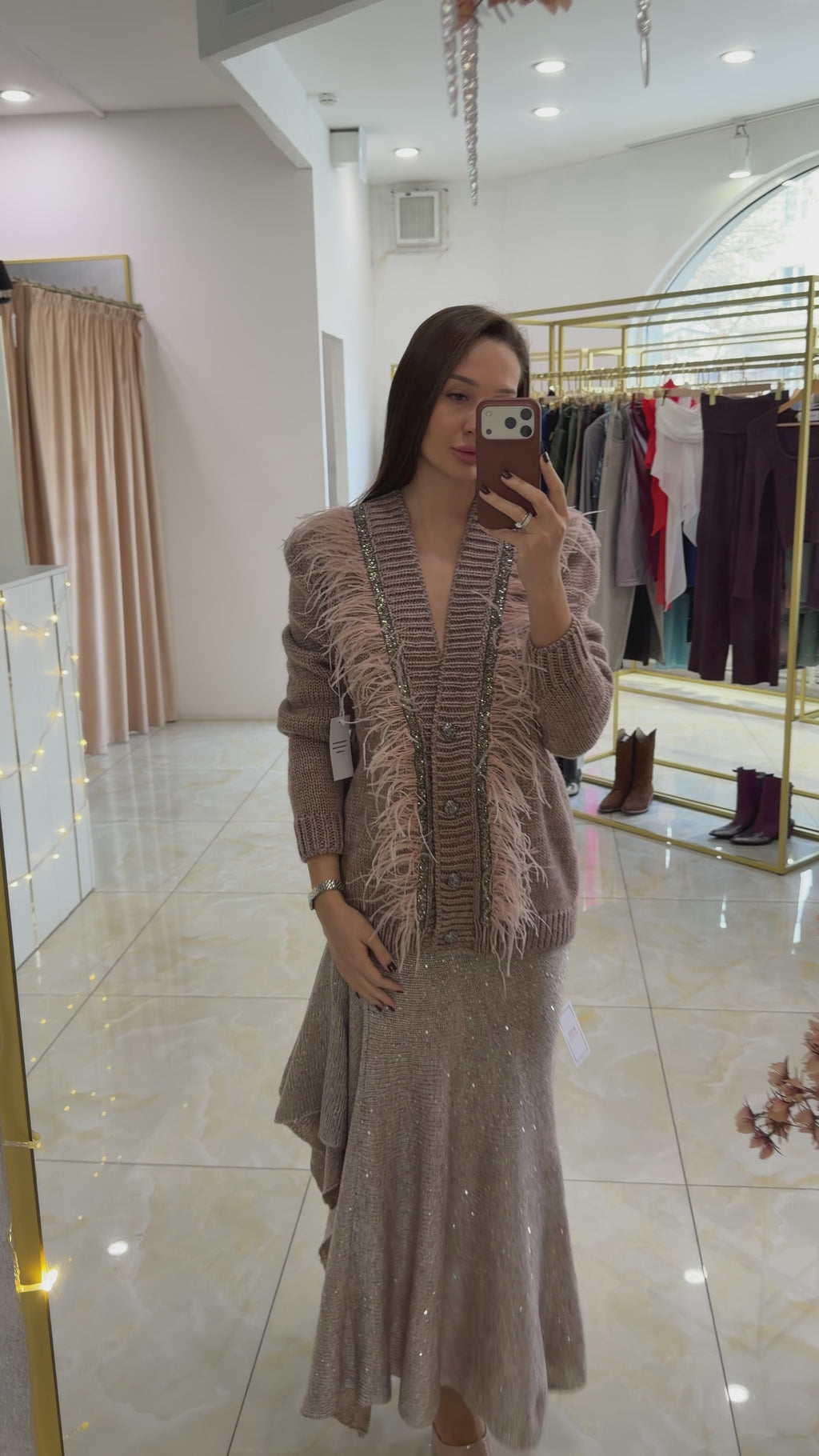 Beige Feathers set