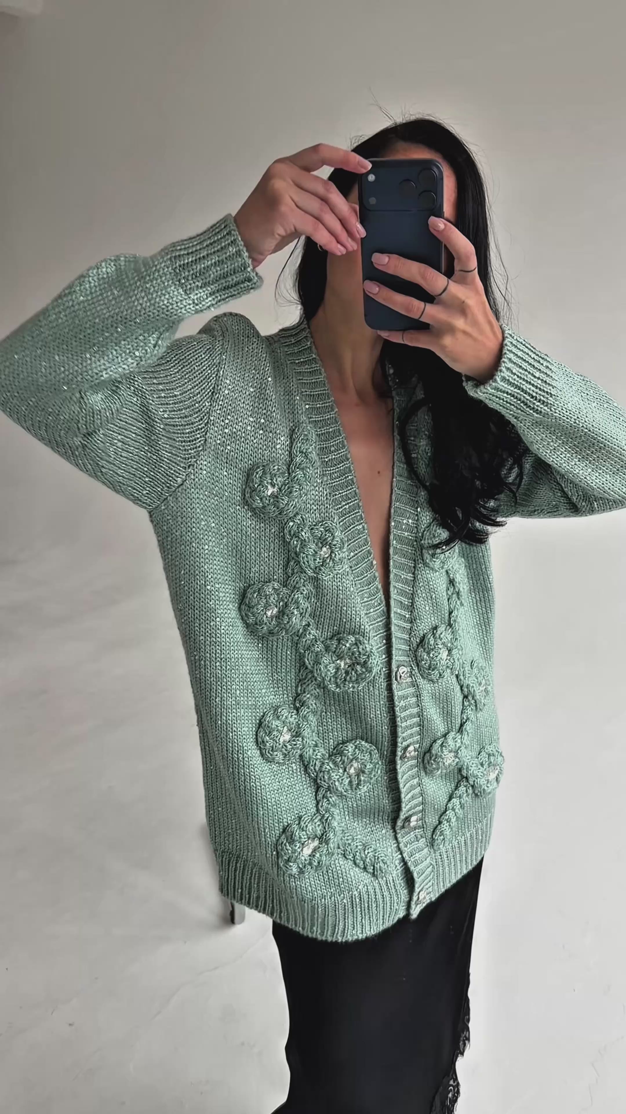 Chinoise cardigans