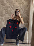 Sleeveless vest with hearts