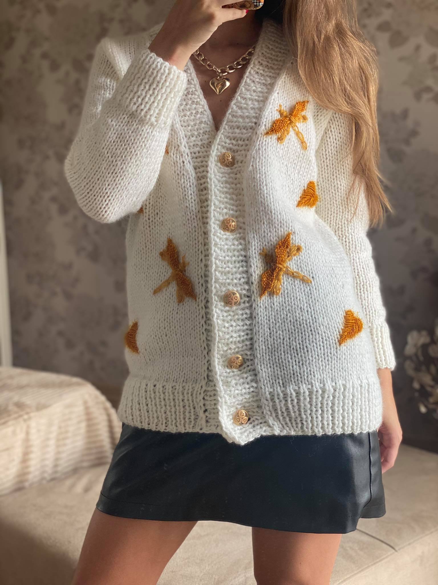 White cardigan with embroidery