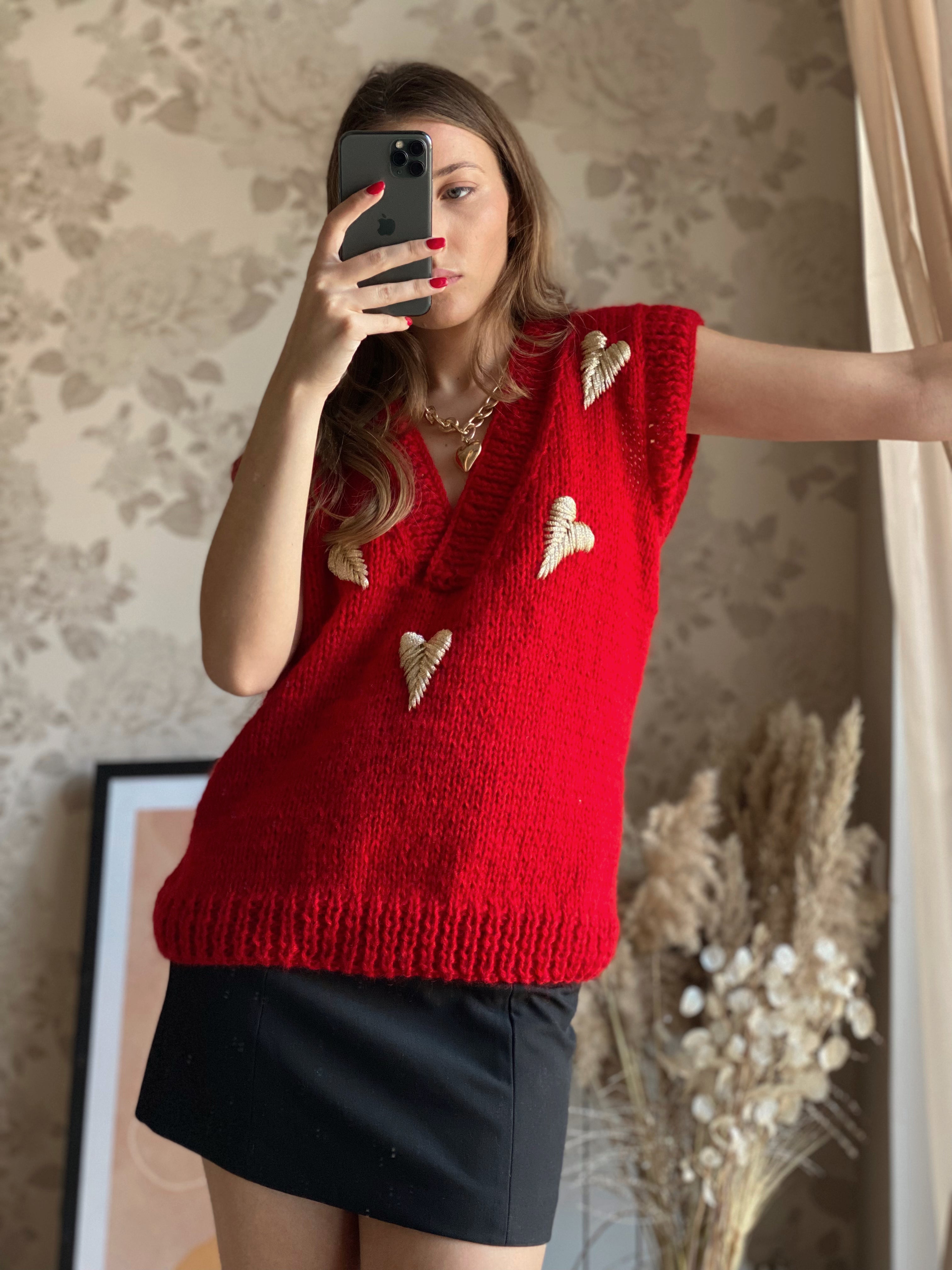 Red wool vest with hearts
