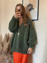 Load image into Gallery viewer, Olive chunky sweater
